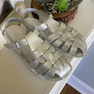 Boy salt water sandals silver